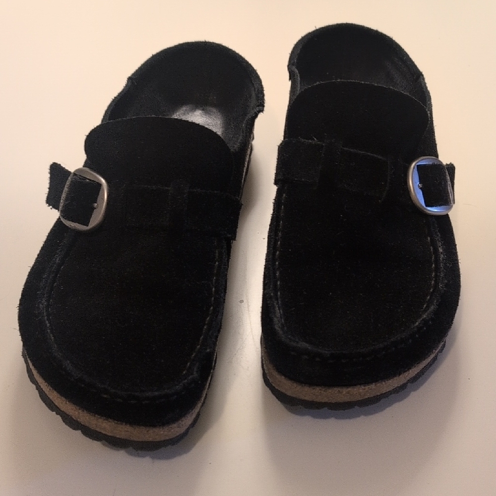 Birkenstock Buckley Clogs In Black with Adjustable Strap